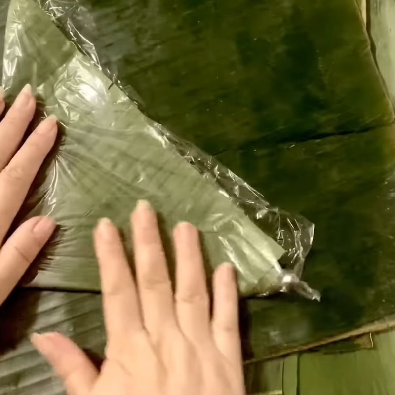 Bước 1 Sơ chế nguyên liệu làm bánh giò Bánh giò Hà Nội