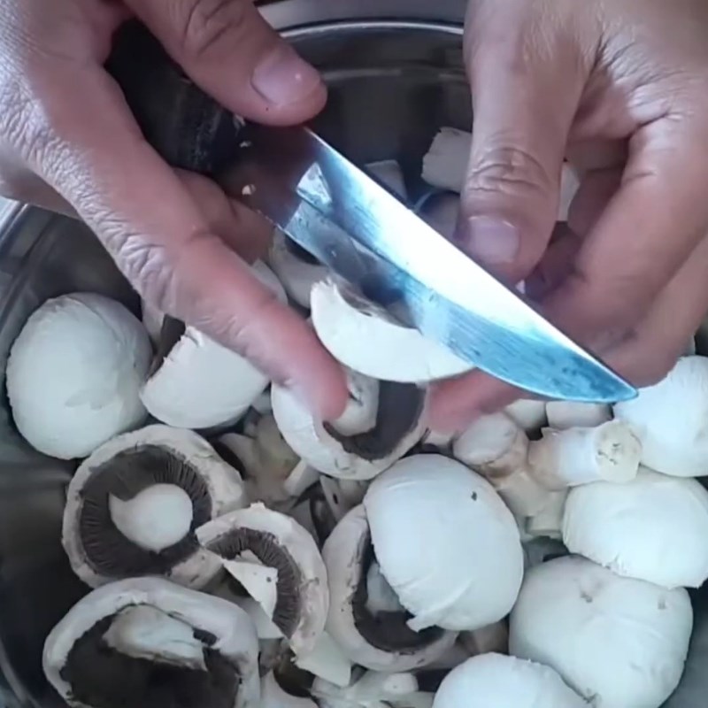 Bước 1 Sơ chế rau củ và nấm mỡ Hạt nêm chay rau củ