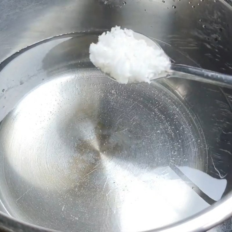 Bước 1 Sơ chế trứng cút Sốt tắc chấm bánh tráng