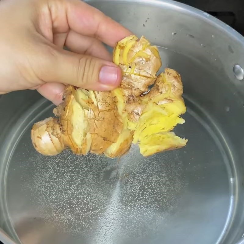 Bước 1 Sơ chế và khử mùi hôi của lòng bò cháo lòng bò