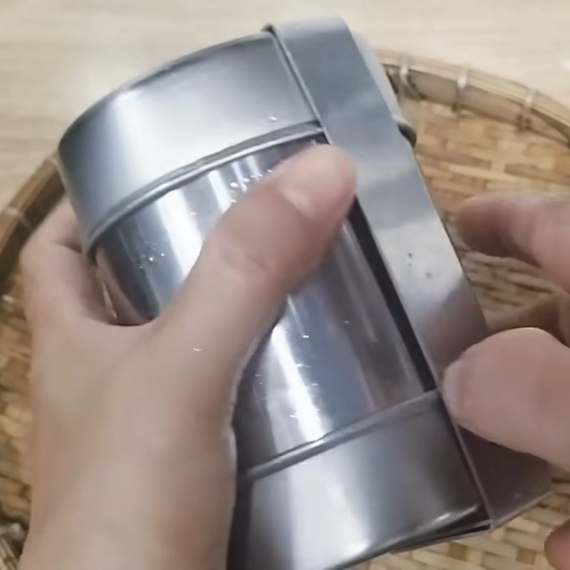 Bước 3 Tạo hình và hấp chả lụa chay từ đậu hũ chả lụa chay bằng đậu hũ