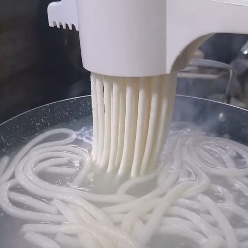 Bước 4 Tạo hình và luộc bánh tầm dai ngon Bánh tầm bì nước cốt dừa