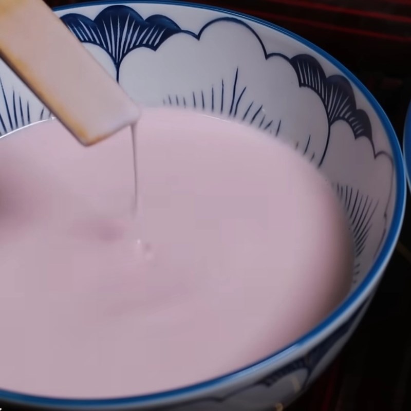 Bước 7 Tạo màu và hương vị tự nhiên Chè khúc bạch bằng whipping cream