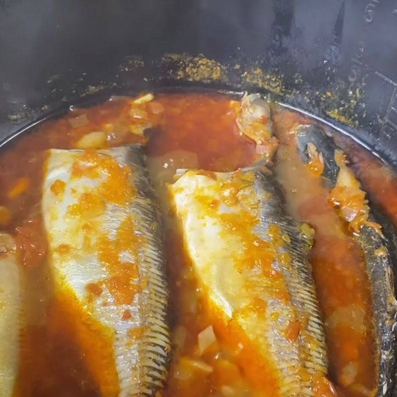 Bước 5 Thành phẩm cá mòi kho rục xương