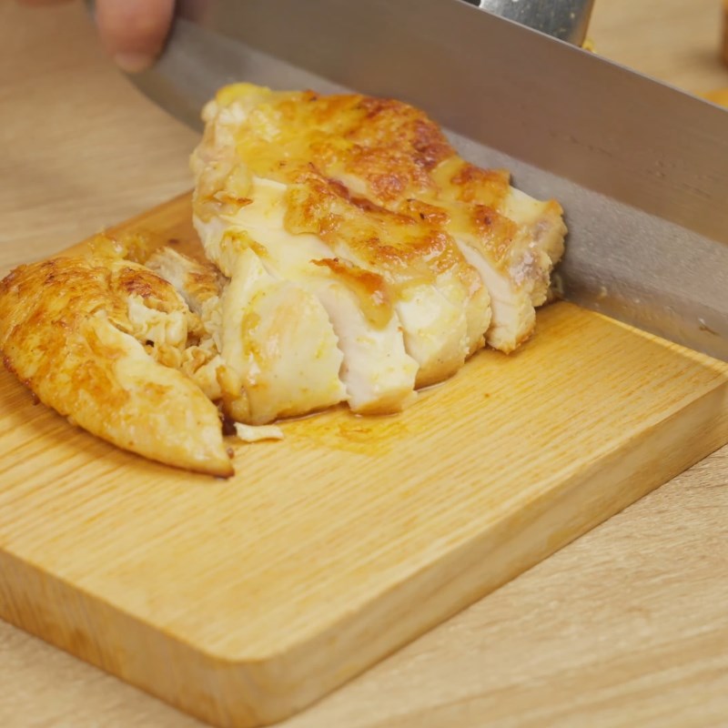 Bước 4 Thành phẩm Ức gà áp chảo giảm cân