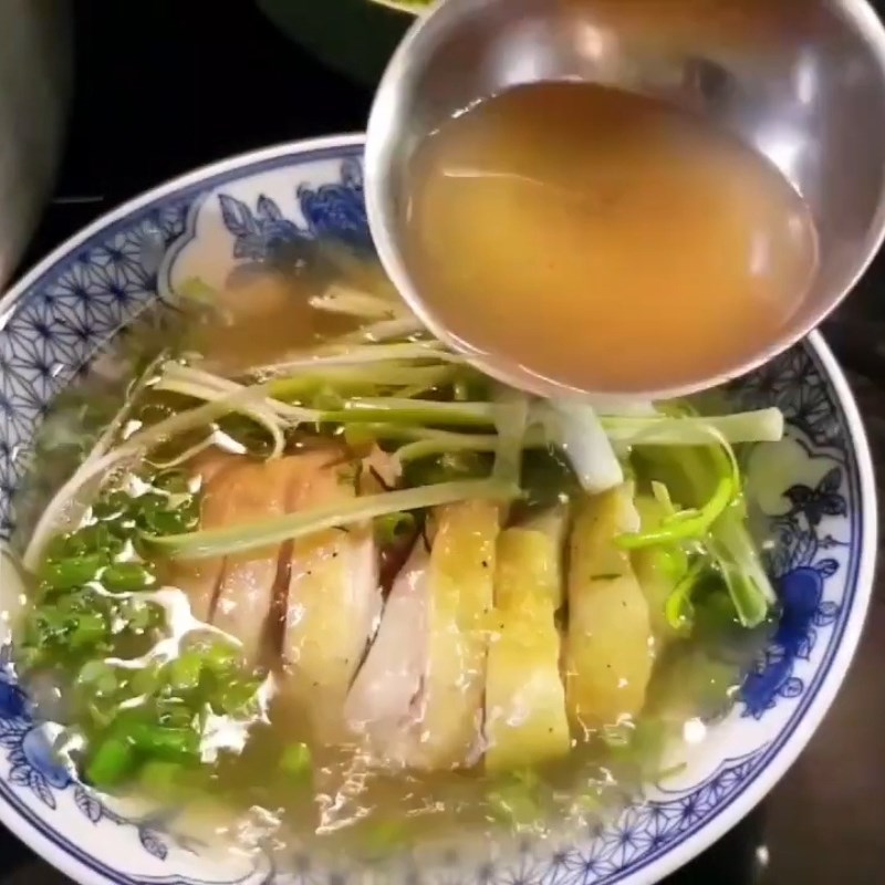 Bước 5 Thành phẩm Phở gà Hà Nội