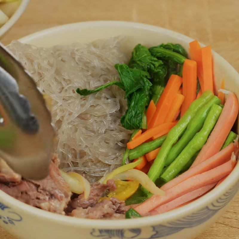 Bước 5 Thành phẩm miến trộn xì dầu