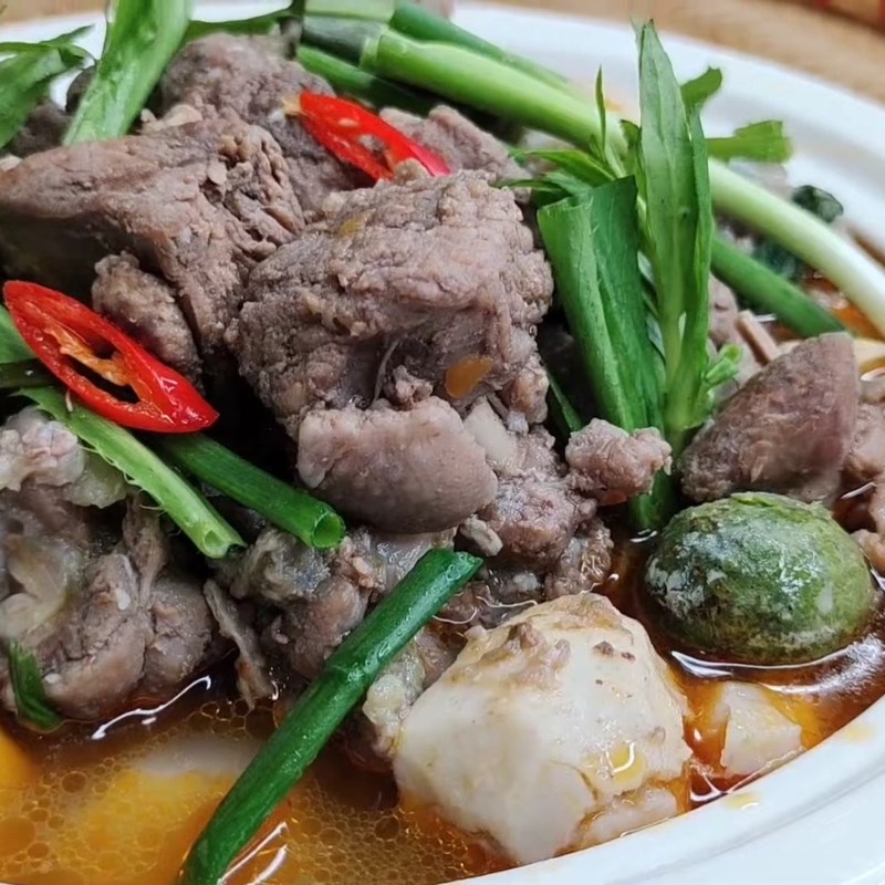 Bước 5 Thành phẩm Vịt om sấu khoai sọ