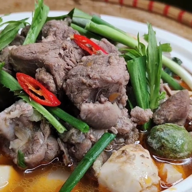 Bước 5 Thành phẩm Vịt om sấu khoai sọ