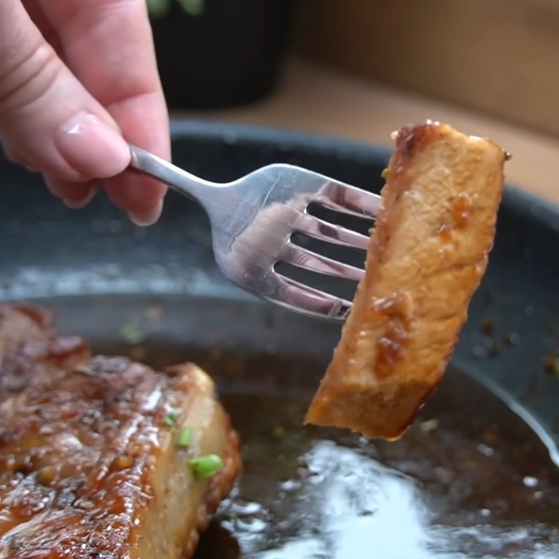 Bước 5 Thành phẩm Thịt heo áp chảo