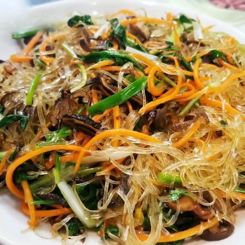 Bước 4 Thành phẩm Miến xào mộc nhĩ