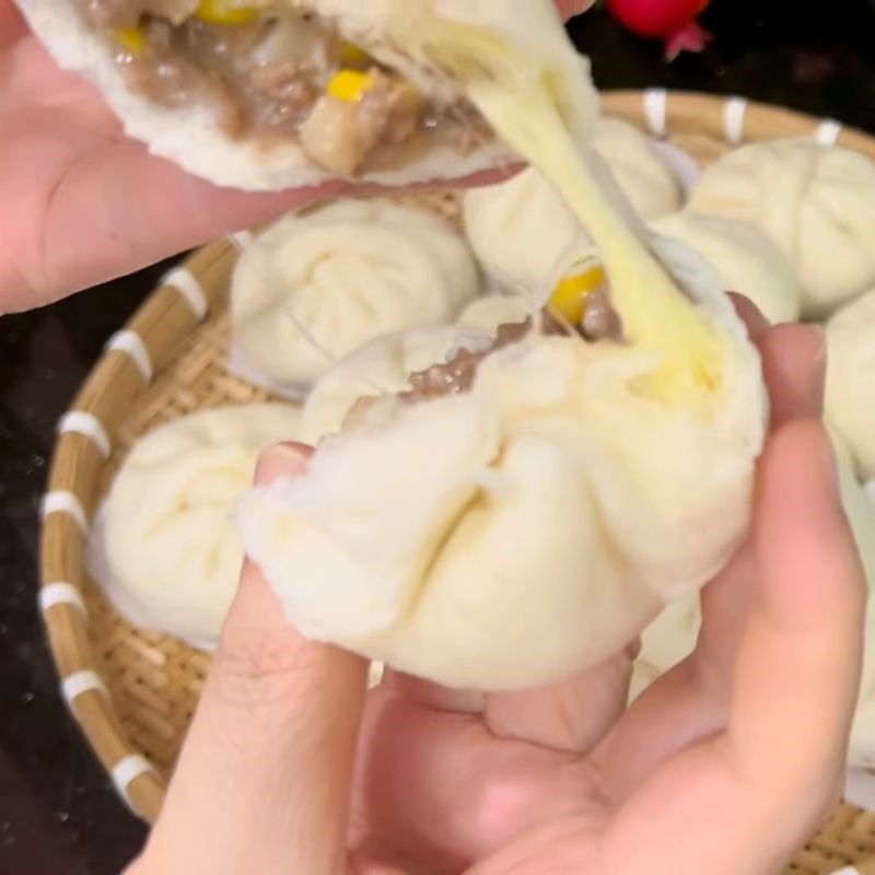 Bước 6 Thành phẩm bánh bao bò phô mai