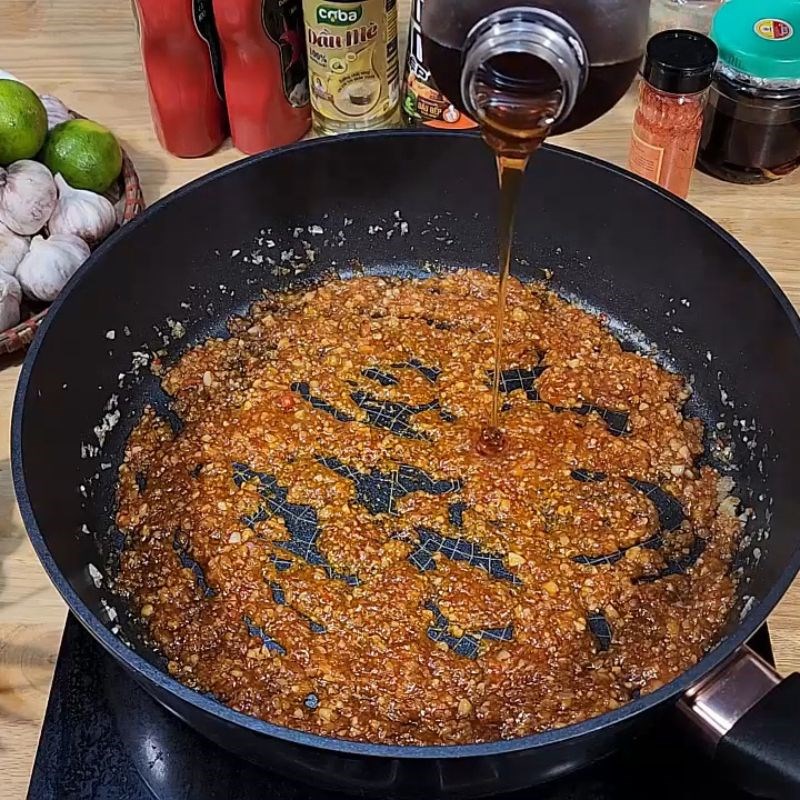 Bước 4 Thêm mật ong và nước cốt chanh quất nước chấm thịt nướng BBQ