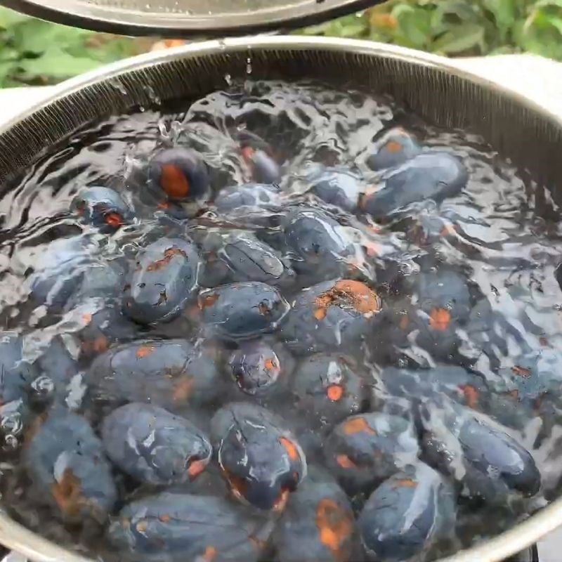 Bước 3 Thực hiện ỏm cọ nguyên vỏ và ỏm cọ đã tróc vỏ cọ ỏm