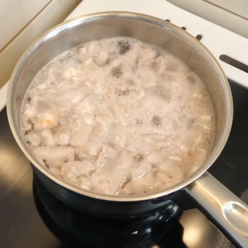 Bước 3 Ướp nhân tôm thịt Bánh bèo Nghệ An