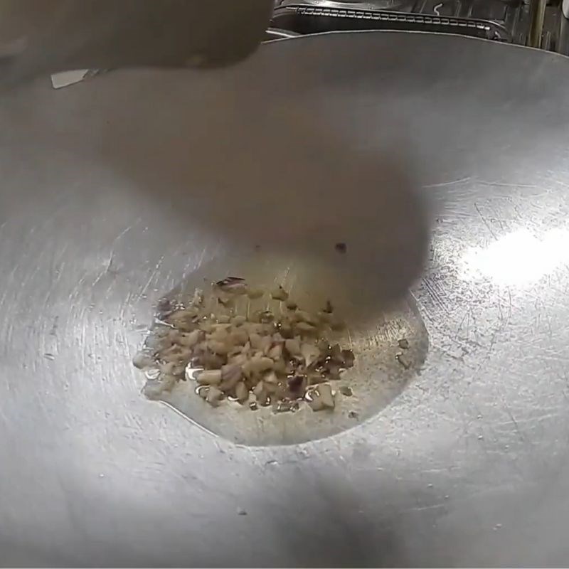 Bước 3 Xào thịt bê săn chắc Bê xào lăn