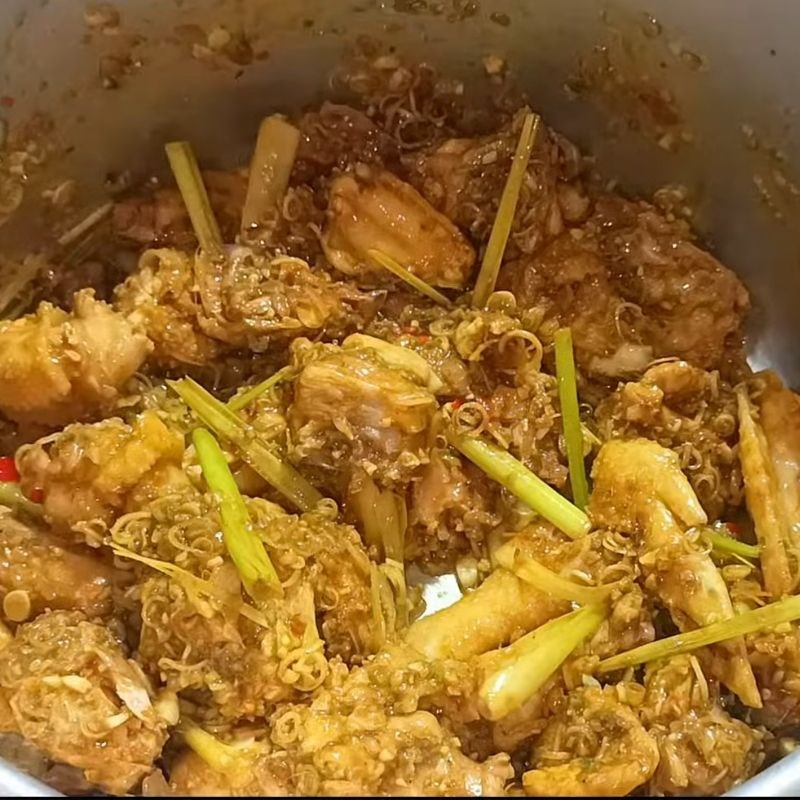 Bước 1 Xào và hầm gà giả cầy miền Tây gà giả cầy miền Tây