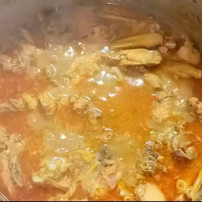 Bước 1 Xào và hầm gà giả cầy miền Tây gà giả cầy miền Tây