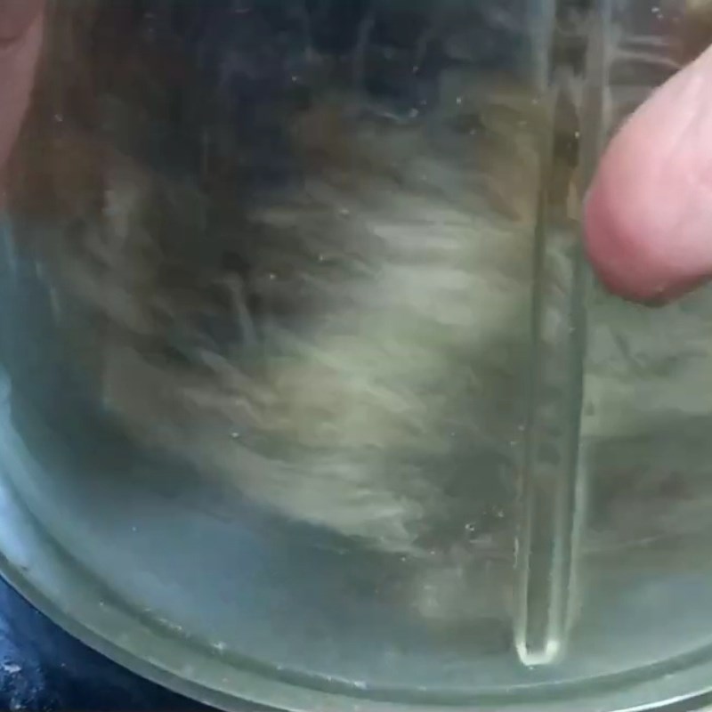 Bước 4 Xay nấm lần 1 và trộn gia vị chay Hạt nêm chay từ nấm đông cô