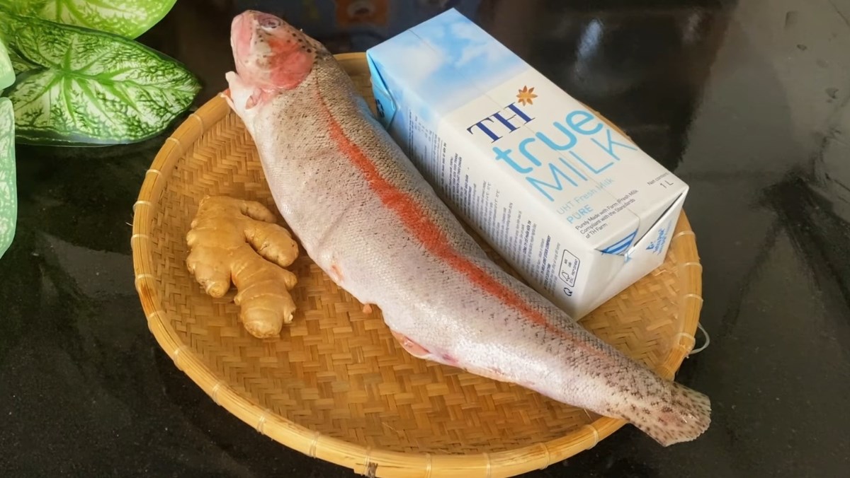 Nguyên liệu món ăn cách làm chà bông cá hồi tơi xốp, bồng bềnh thơm ngon cực kỳ đơn giản