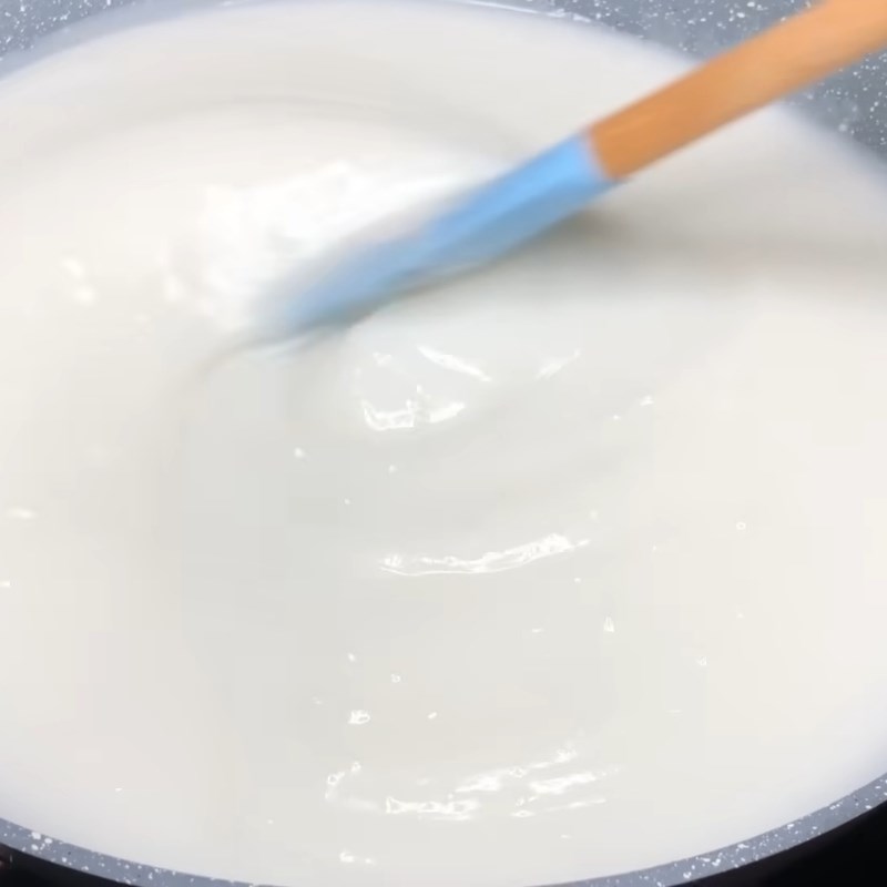 Bước 5 Khuấy bột bánh giò trên bếp Bánh giò