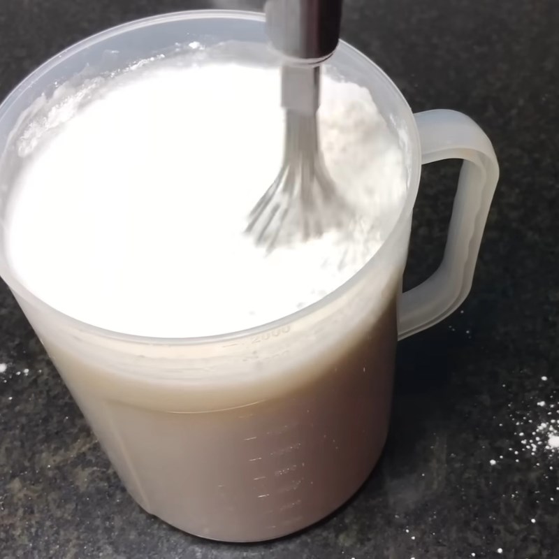 Bước 1 Pha bột bánh giò chuẩn tỷ lệ Bánh giò