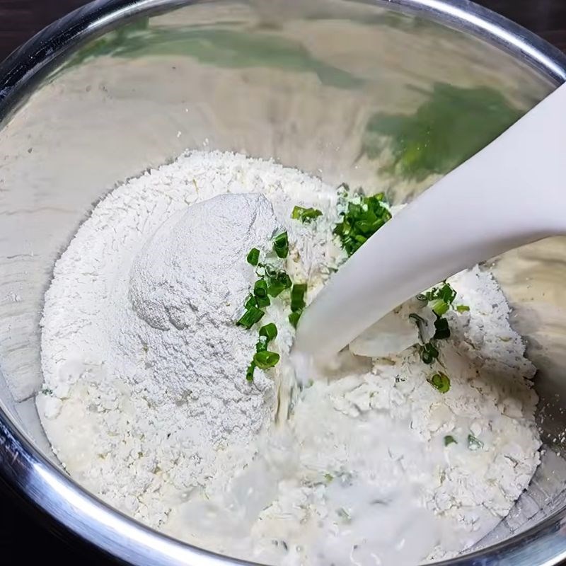 Bước 1 Cách pha bột bánh khọt nước cốt dừa thơm béo bánh khọt nước cốt dừa