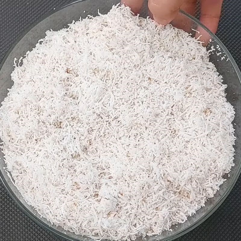 Bước 3 Chuẩn bị nước cốt dừa và xử lý nếp xôi trắng nước cốt dừa