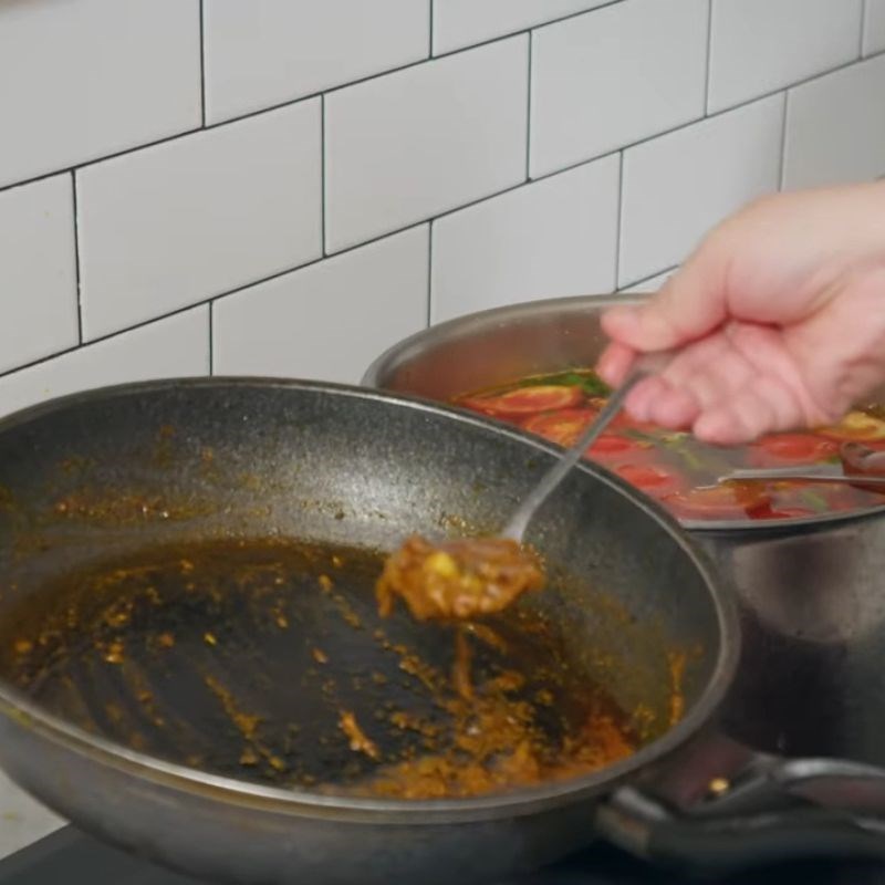 Bước 5 Chưng gạch cua và làm nước chấm lẩu riêu cua đặc biệt lẩu riêu cua bắp bò sườn sụn