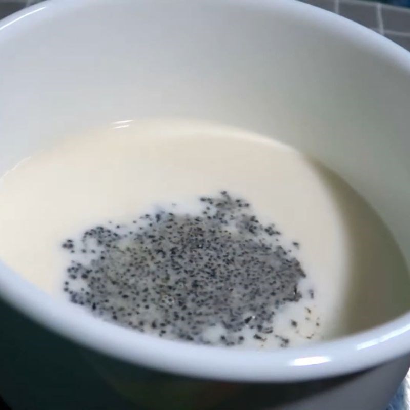 Bước 3 Hãm trà đen và nấu trà sữa Trà sữa nóng