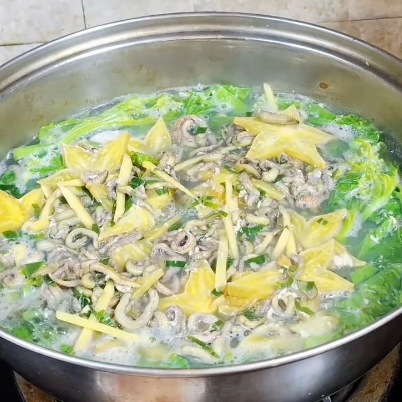 Bước 4 Hoàn thiện món canh rươi canh rươi khế chua