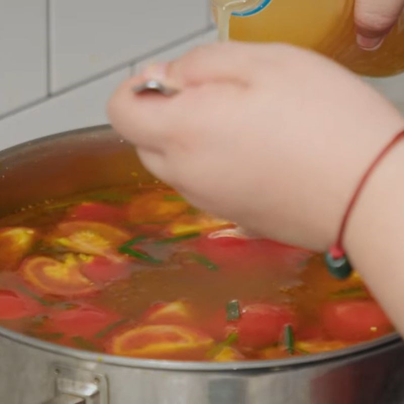 Bước 6 Hoàn thiện nồi lẩu riêu cua bắp bò sườn sụn lẩu riêu cua bắp bò sườn sụn