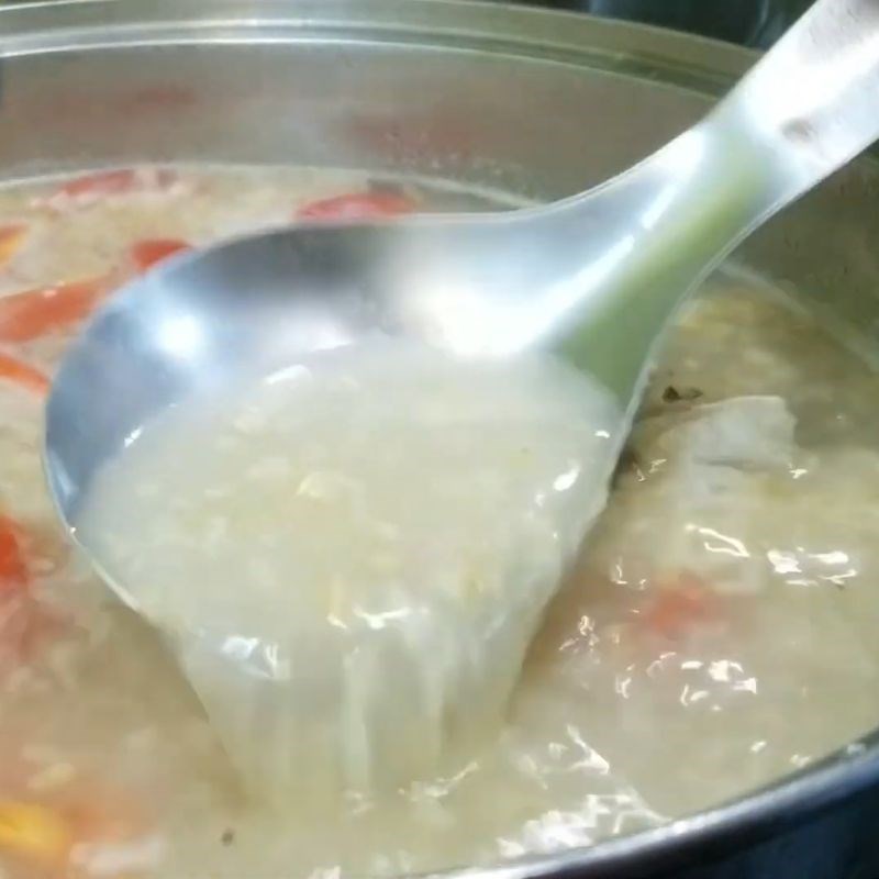 Bước 5 Hoàn thiện nước lẩu cá quả đậm đà lẩu cá quả rau cải