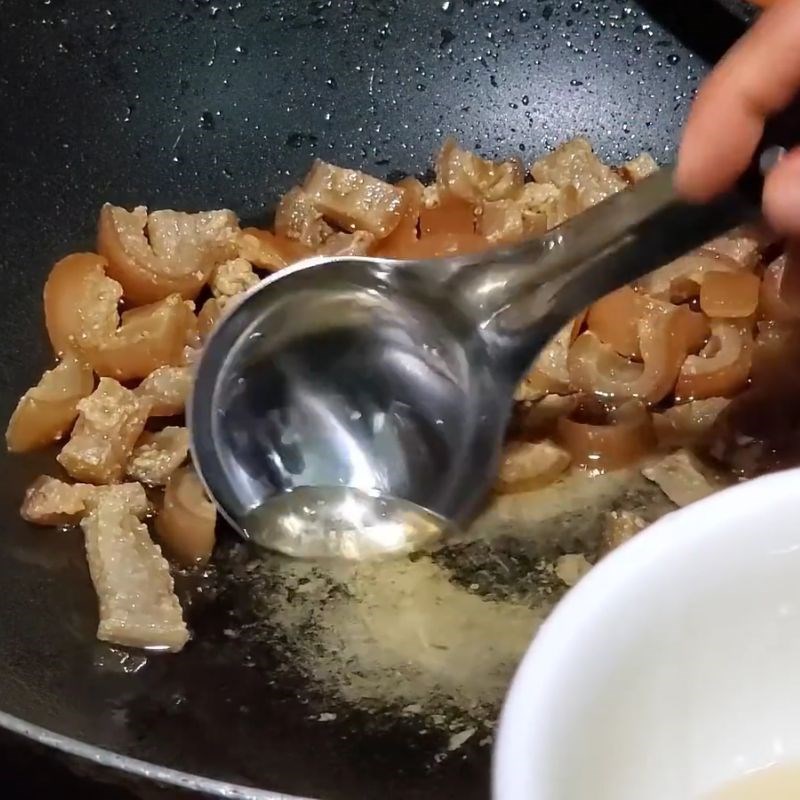 Bước 4 Làm nguội và chuẩn bị chiên tóp mỡ da heo chiên giòn