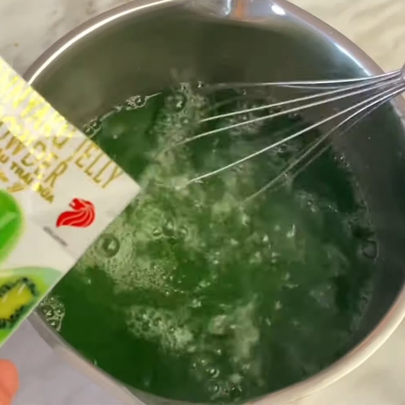 Bước 3 Làm thạch lá dứa ăn kèm Tàu hũ Singapore bằng sữa đậu nành