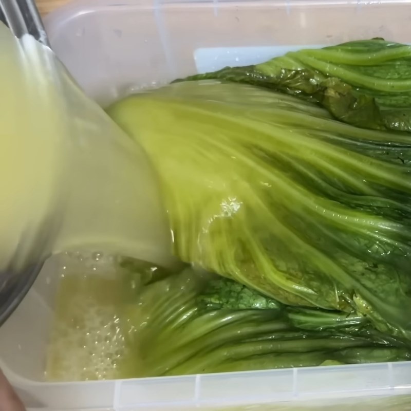 Bước 4 Muối dưa cải Dưa cải muối không cần phơi