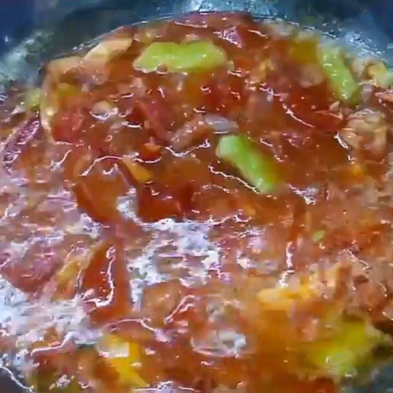 Bước 5 Nấu nước lẩu cá vược chua cay lẩu cá vược