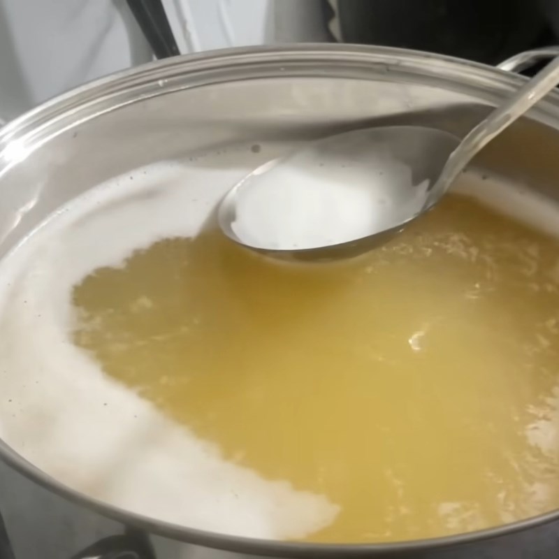 Bước 2 Nấu nước muối dưa chua Dưa cải muối không cần phơi