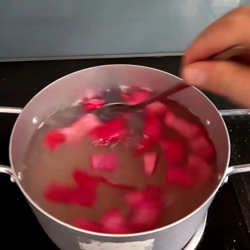 Bước 5 Nấu rau câu nước và tạo màu rau câu trái cây thập cẩm