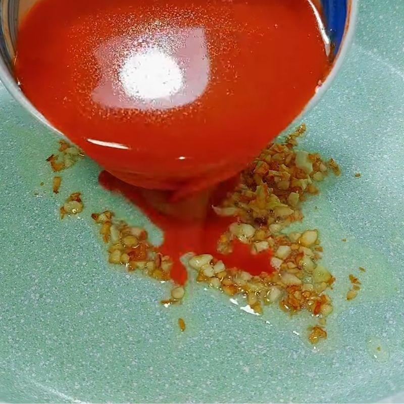 Bước 3 Nấu trứng sốt chua ngọt Trứng sốt chua ngọt