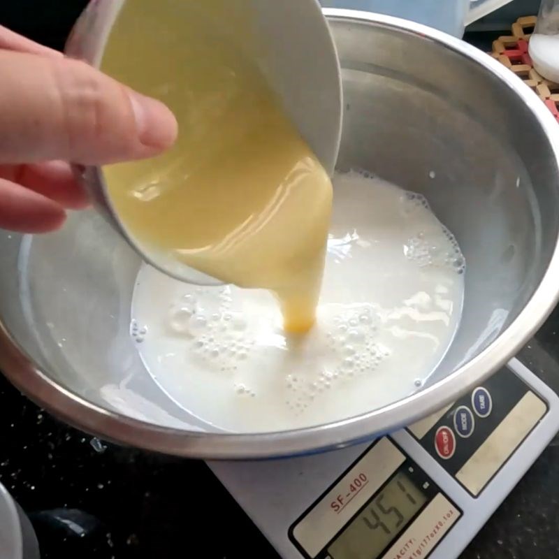 Bước 2 Ngâm hỗn hợp rau câu sữa rau câu trái cây thập cẩm