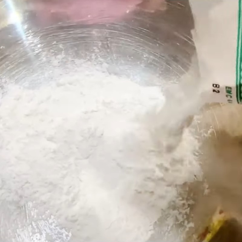 Bước 3 Nhào bột vỏ bánh Bánh dày mặn