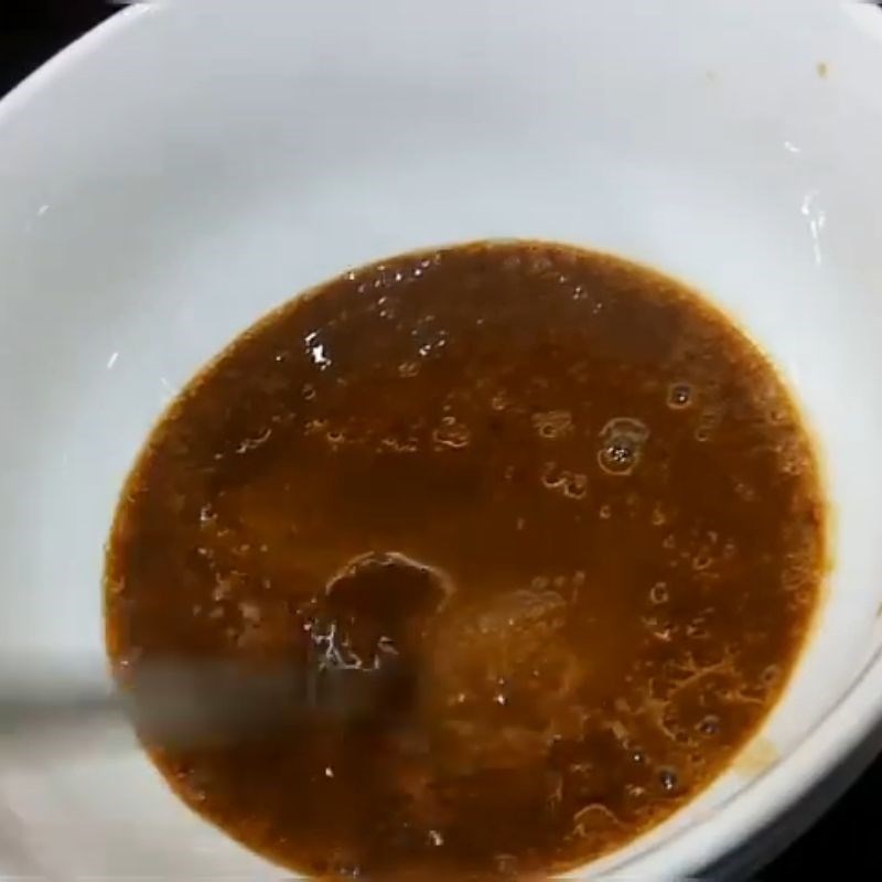 Bước 3 Pha nước chấm lẩu cá vược lẩu cá vược