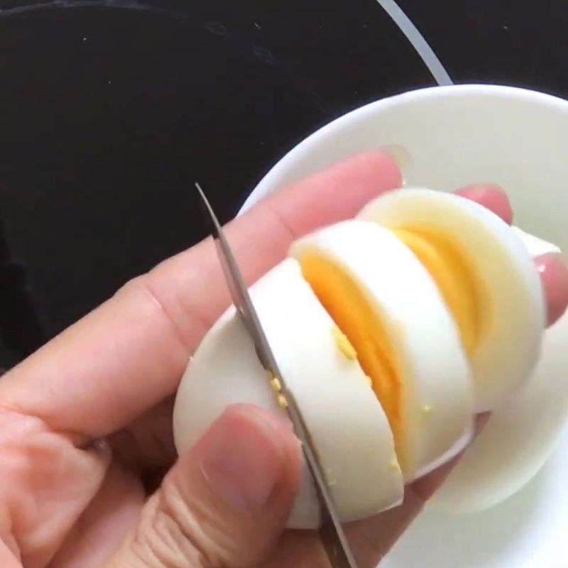 Bước 4 Pha nước mắm trứng chấm cải ngồng cải luộc chấm trứng