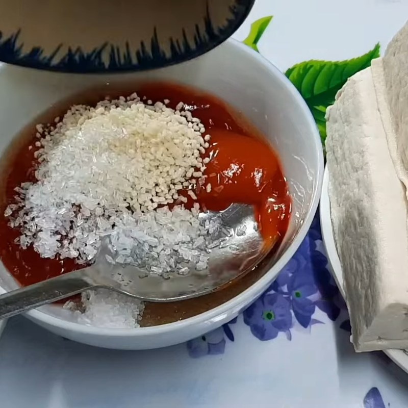 Bước 2 Pha nước sốt chua ngọt đậm đà Đậu sốt chua ngọt