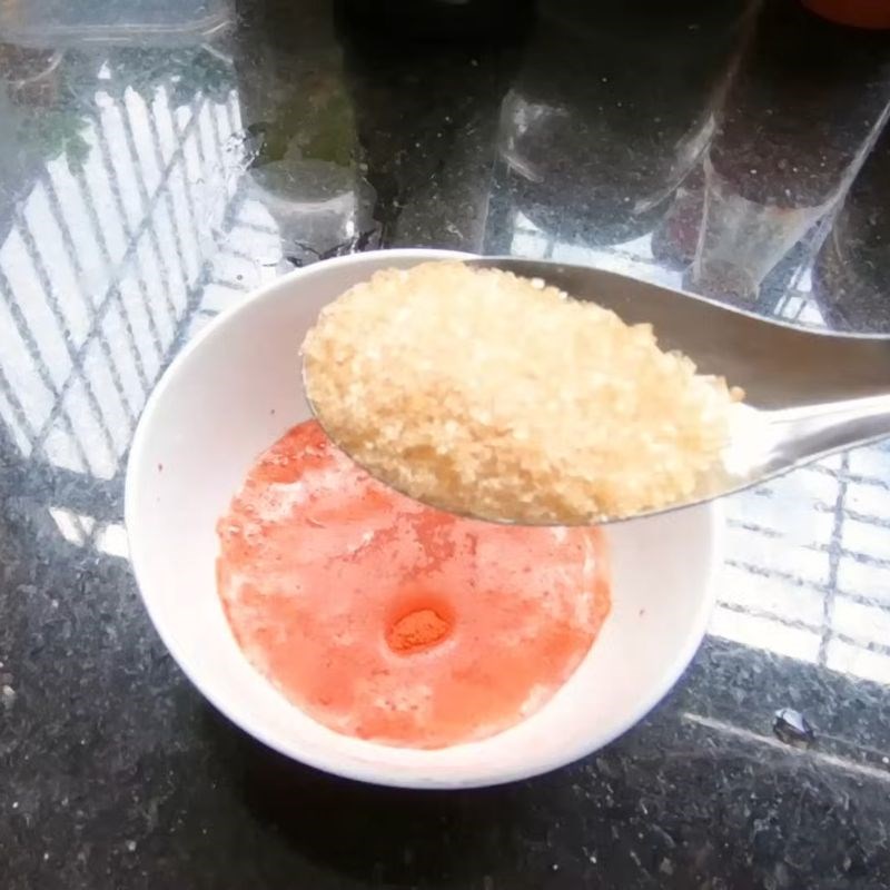 Bước 2 Pha sốt ướp thịt heo quay thịt heo quay tại nhà