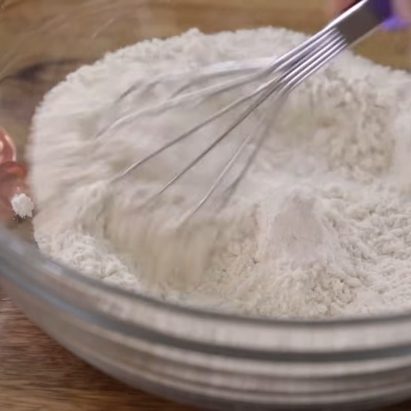 Bước 1 Pha trộn bột khô làm bánh crepe Bánh crepe Pháp