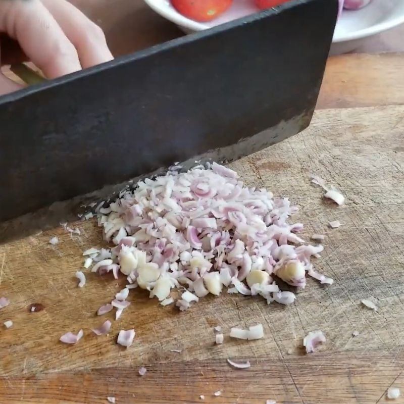 Bước 2 Sơ chế cá quả và các nguyên liệu khác lẩu cá quả rau cải