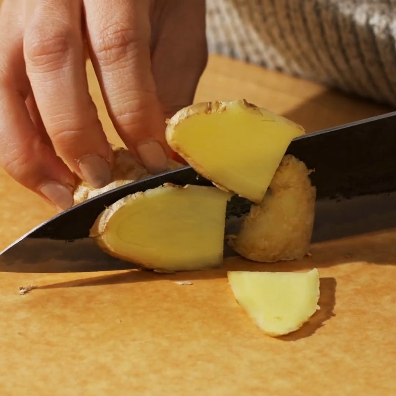 Bước 2 Sơ chế các nguyên liệu hầm Chân giò hầm Hàn Quốc