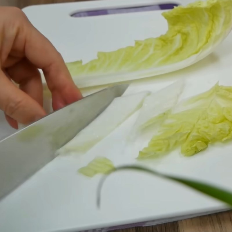 Bước 1 Sơ chế cải thảo Kim chi cải thảo muối ăn liền